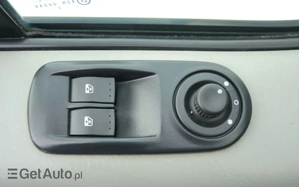 RENAULT Trafic FAP Grand Passenger Black Edition