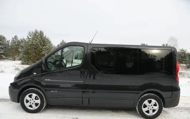 RENAULT Trafic FAP Grand Passenger Black Edition