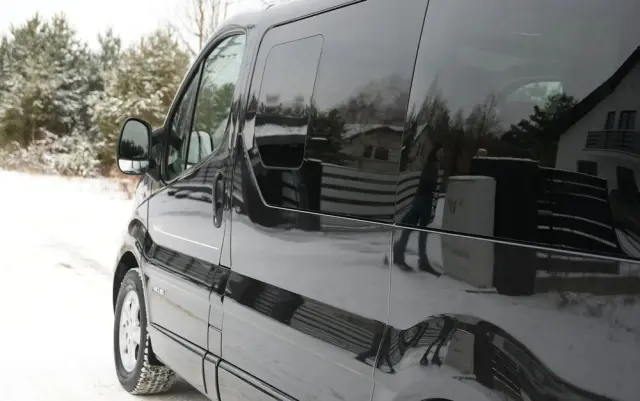 RENAULT Trafic FAP Grand Passenger Black Edition