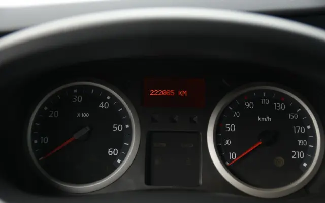 RENAULT Trafic FAP Grand Passenger Black Edition