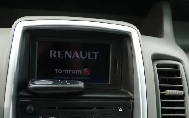 RENAULT Trafic FAP Grand Passenger Black Edition