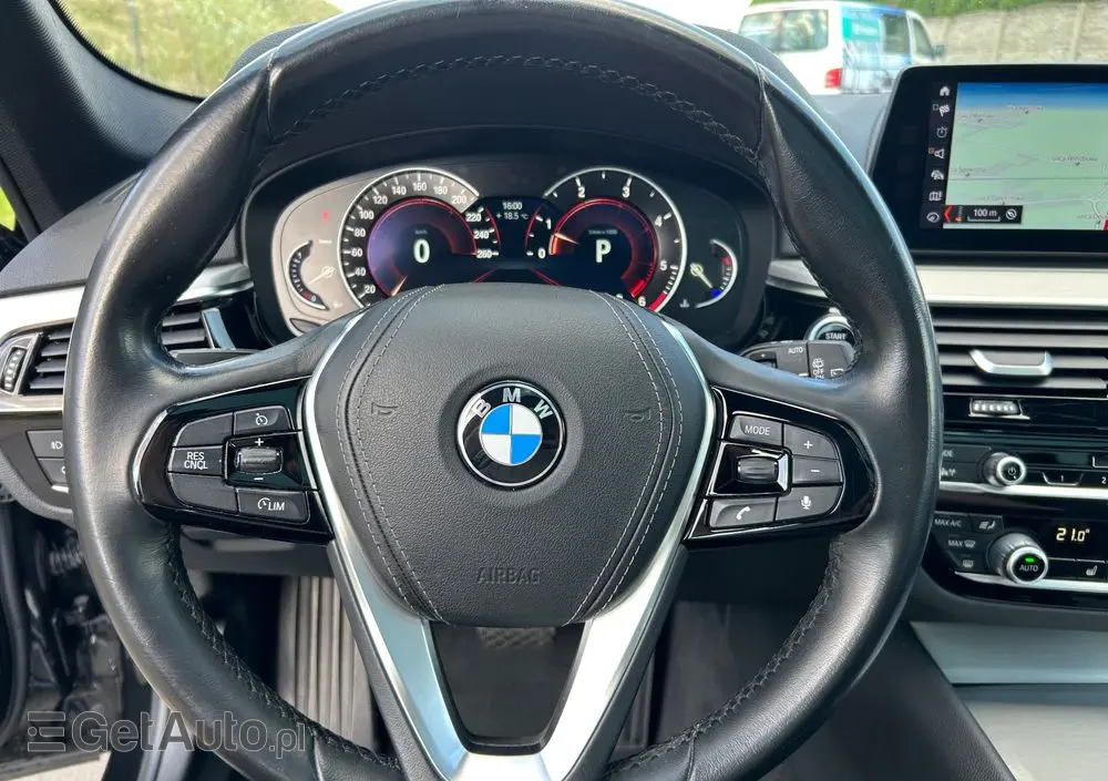 BMW Seria 5 520d Luxury Line