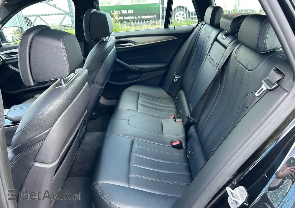 BMW Seria 5 520d Luxury Line