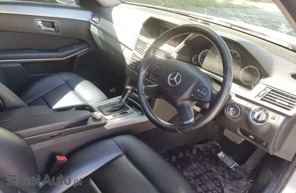 MERCEDES-BENZ Klasa E 