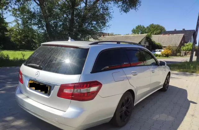 MERCEDES-BENZ Klasa E 