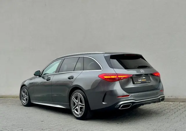 MERCEDES-BENZ Klasa C 220 d 9G-TRONIC AMG Line