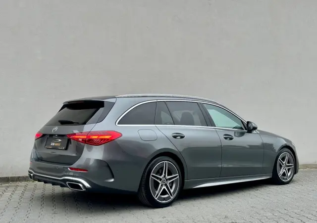 MERCEDES-BENZ Klasa C 220 d 9G-TRONIC AMG Line