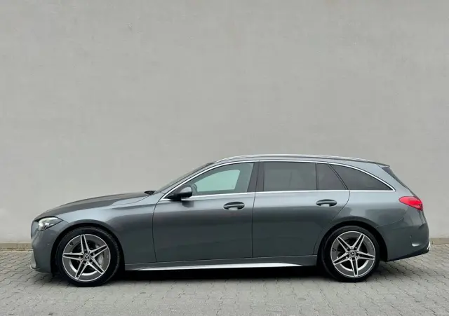 MERCEDES-BENZ Klasa C 220 d 9G-TRONIC AMG Line