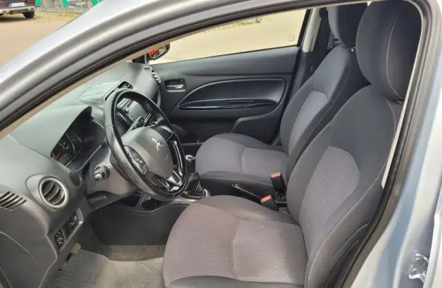 MITSUBISHI Space Star 