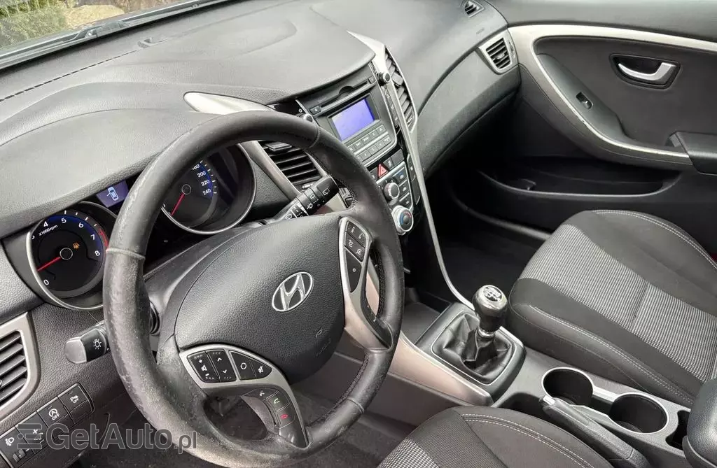 HYUNDAI I30 