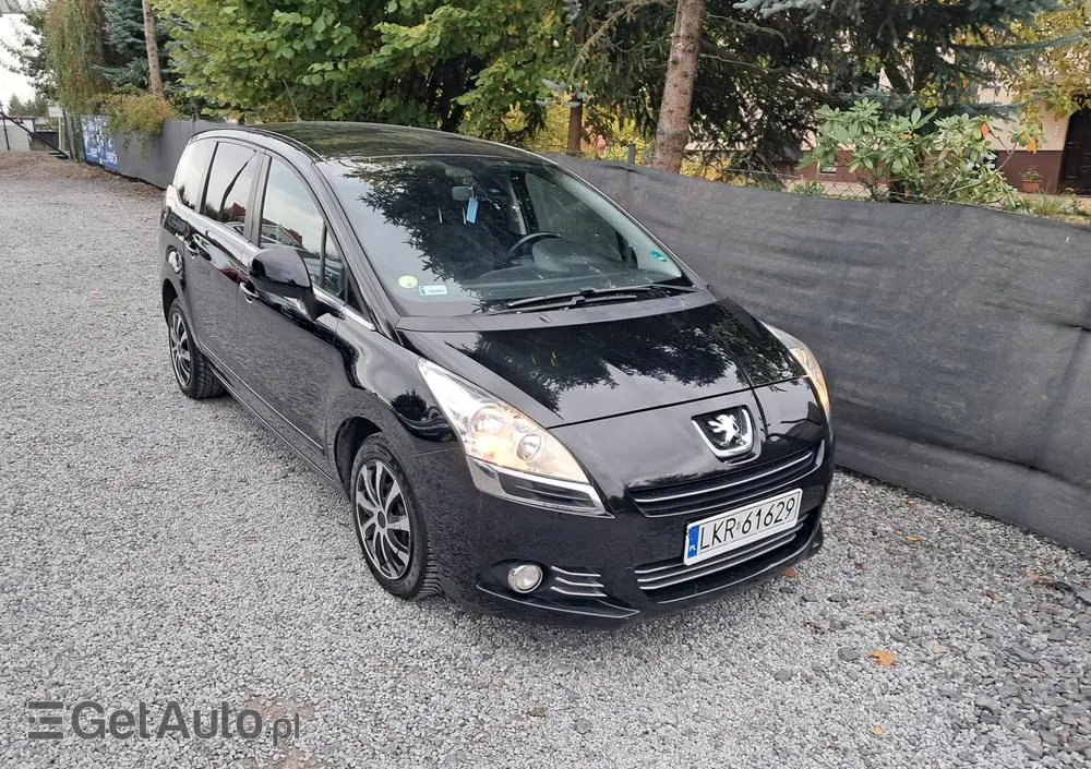 PEUGEOT 5008 1.6 HDi Active