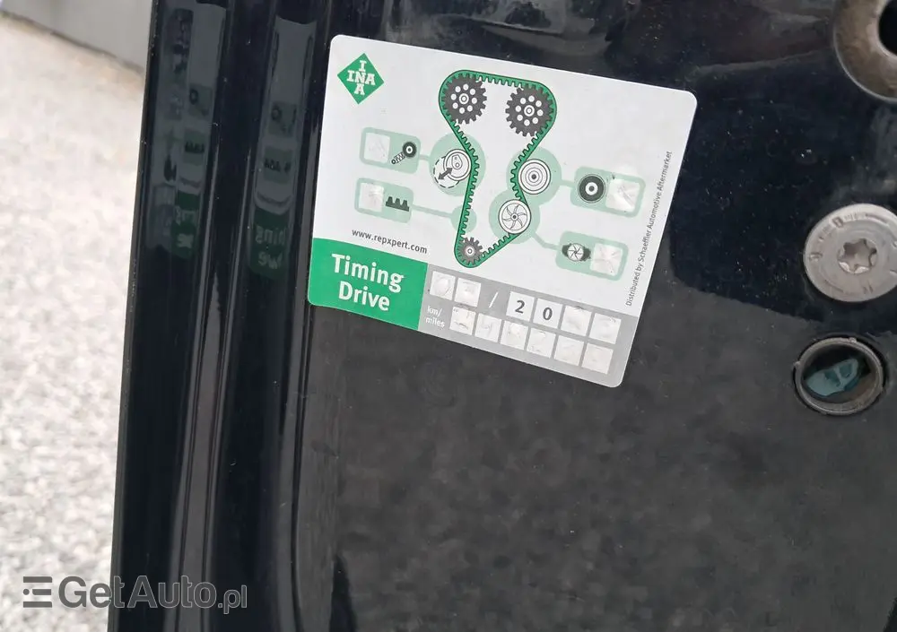 PEUGEOT 5008 1.6 HDi Active