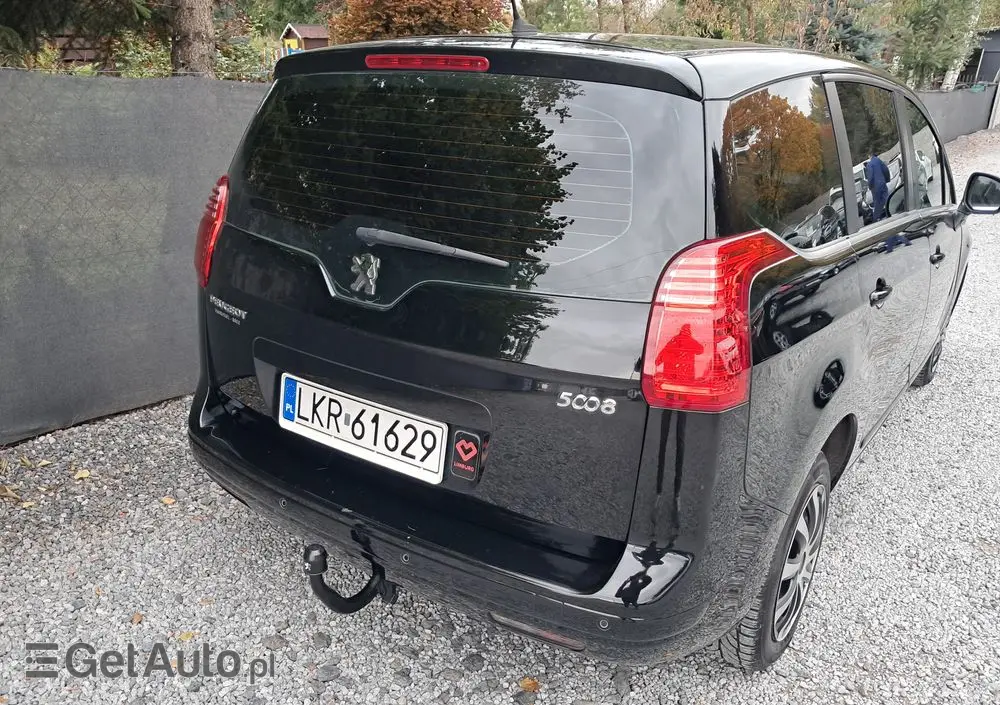 PEUGEOT 5008 1.6 HDi Active