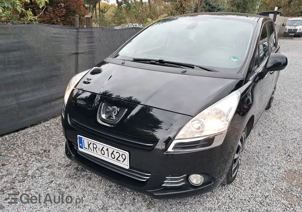 PEUGEOT 5008 1.6 HDi Active
