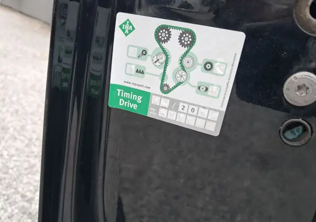 PEUGEOT 5008 1.6 HDi Active