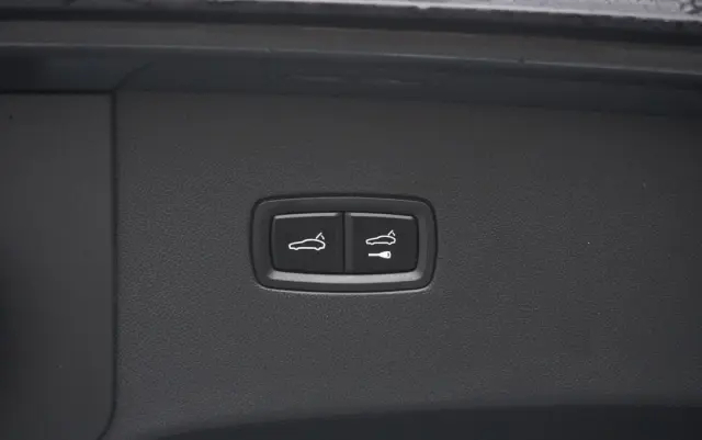 PORSCHE Cayenne Coupe S