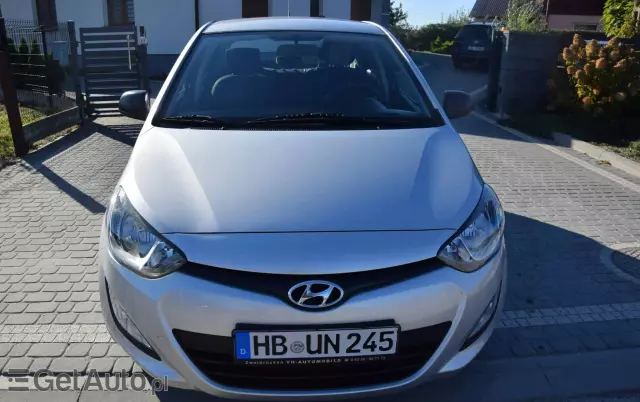 HYUNDAI I20 