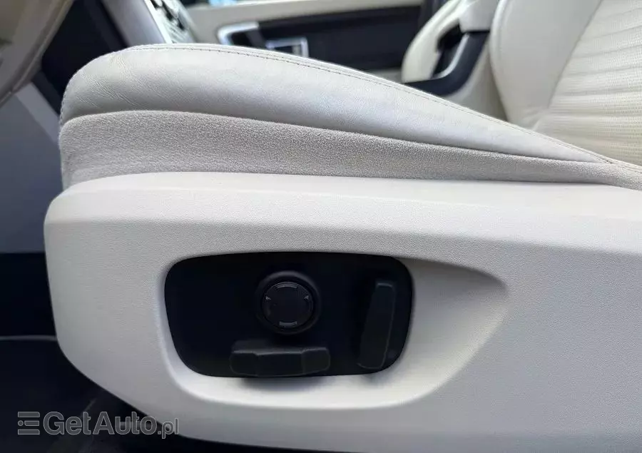 LAND ROVER Discovery Sport 2.0 TD4 HSE Luxury