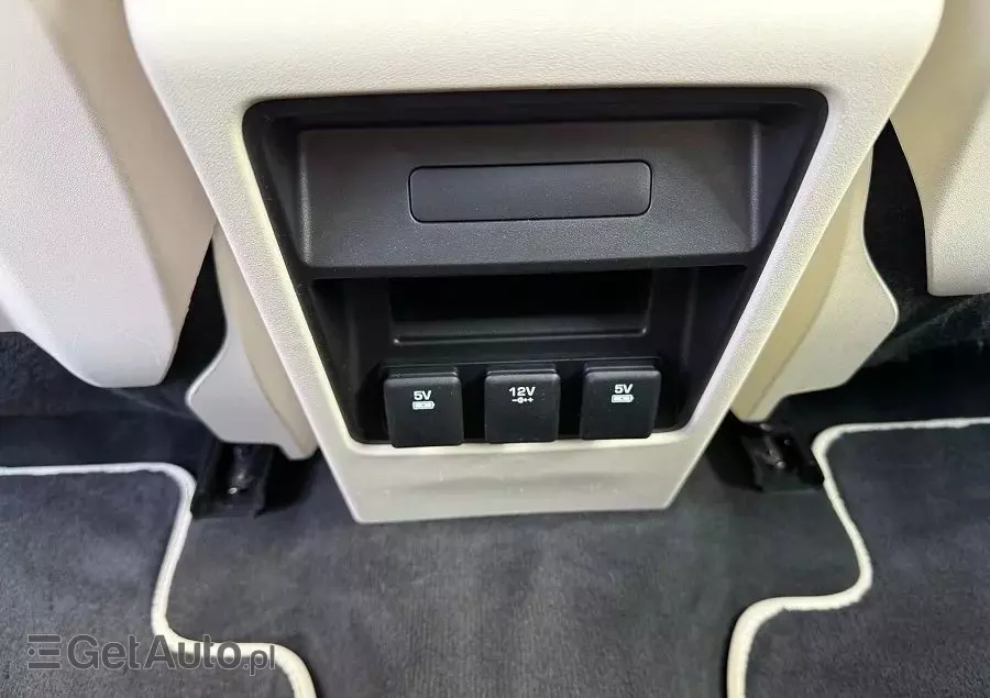 LAND ROVER Discovery Sport 2.0 TD4 HSE Luxury