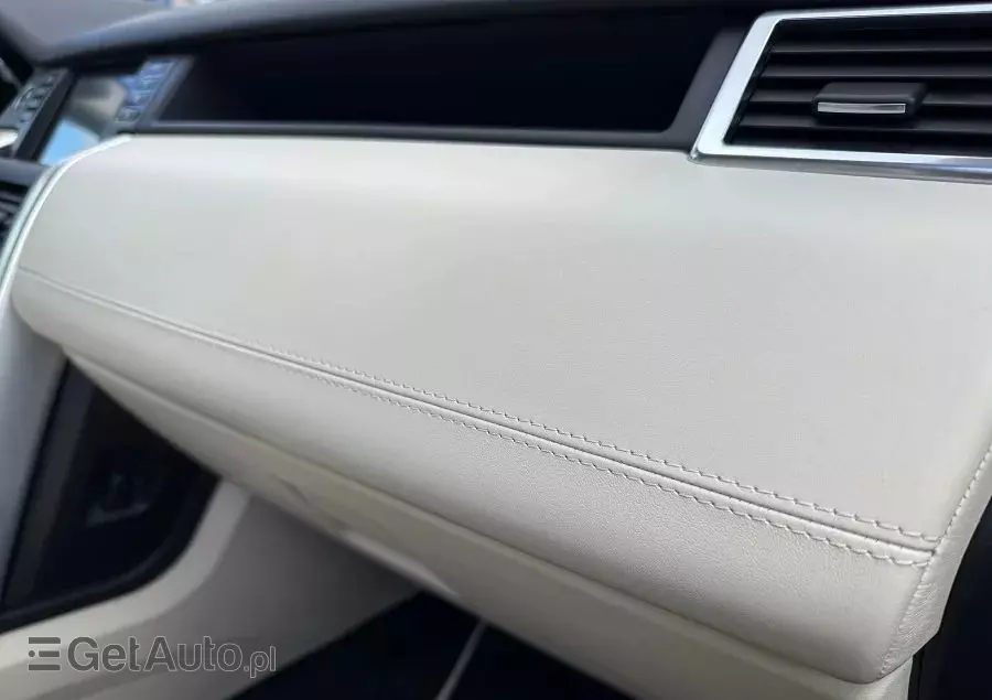 LAND ROVER Discovery Sport 2.0 TD4 HSE Luxury