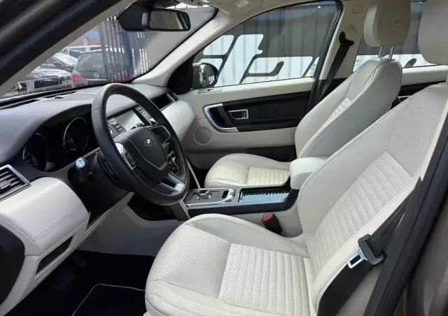 LAND ROVER Discovery Sport 2.0 TD4 HSE Luxury