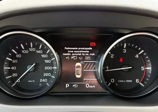 LAND ROVER Discovery Sport 2.0 TD4 HSE Luxury