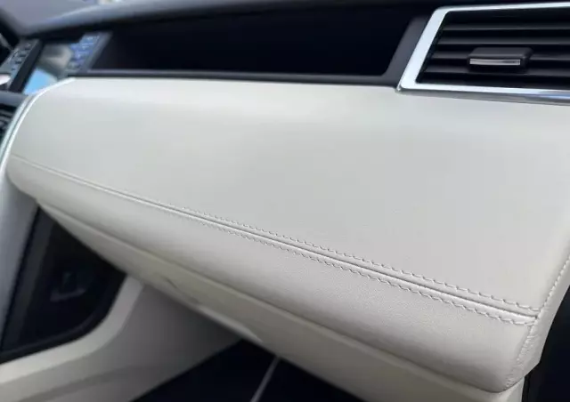 LAND ROVER Discovery Sport 2.0 TD4 HSE Luxury