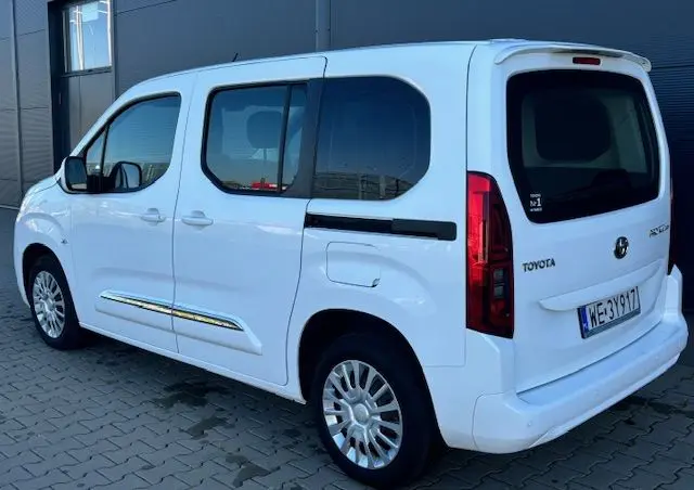 TOYOTA Proace City Verso 