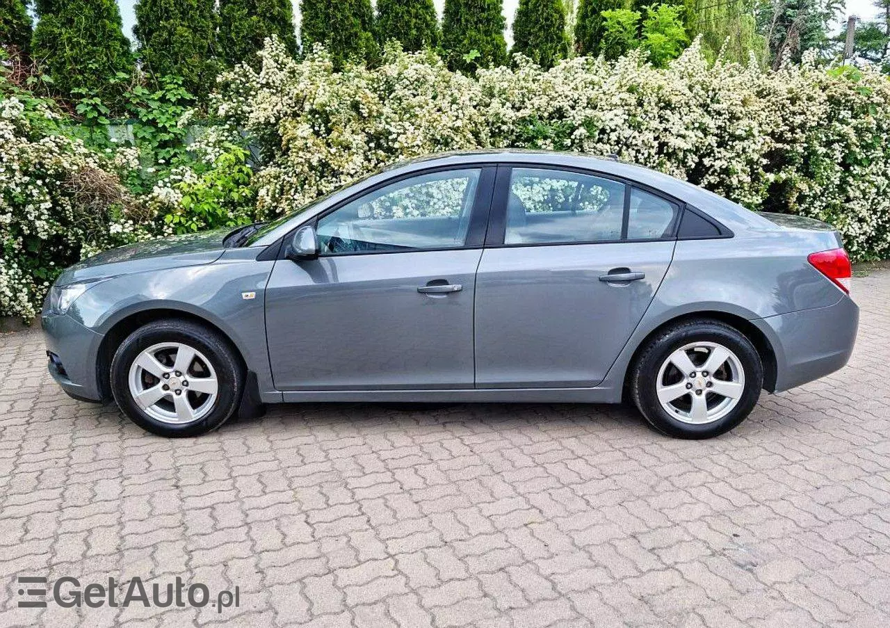 CHEVROLET Cruze 1.6 LS