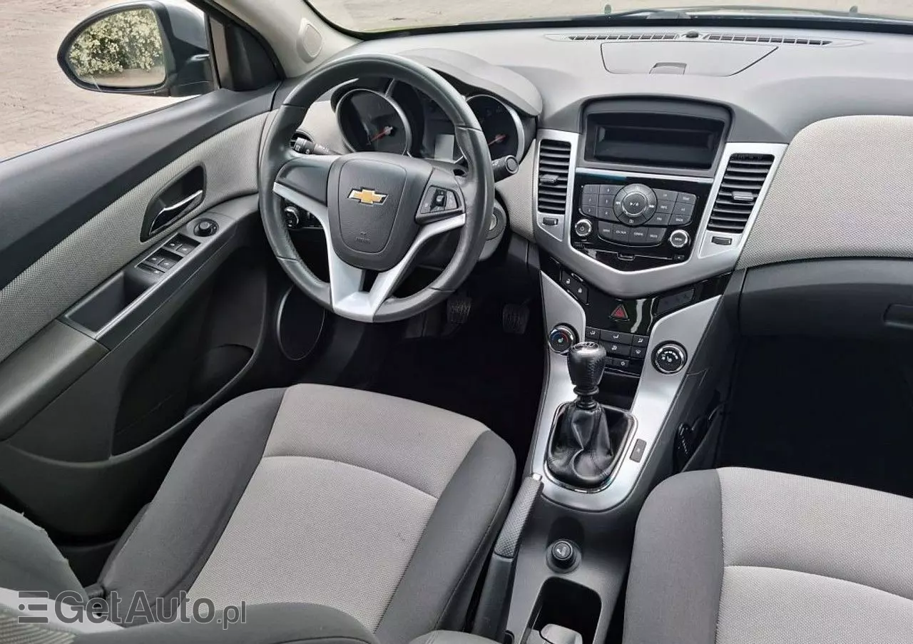 CHEVROLET Cruze 1.6 LS