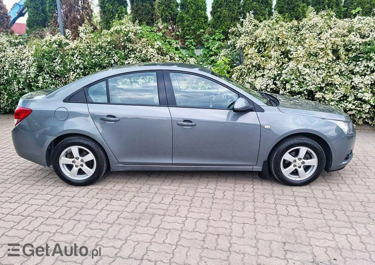 CHEVROLET Cruze 1.6 LS