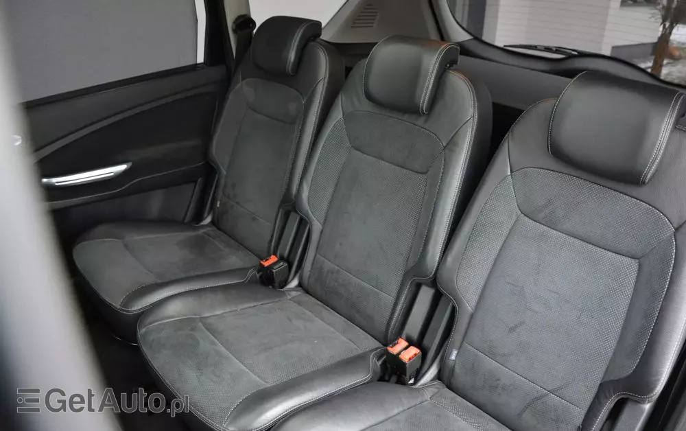 FORD S-Max 2.0 TDCi DPF Titanium