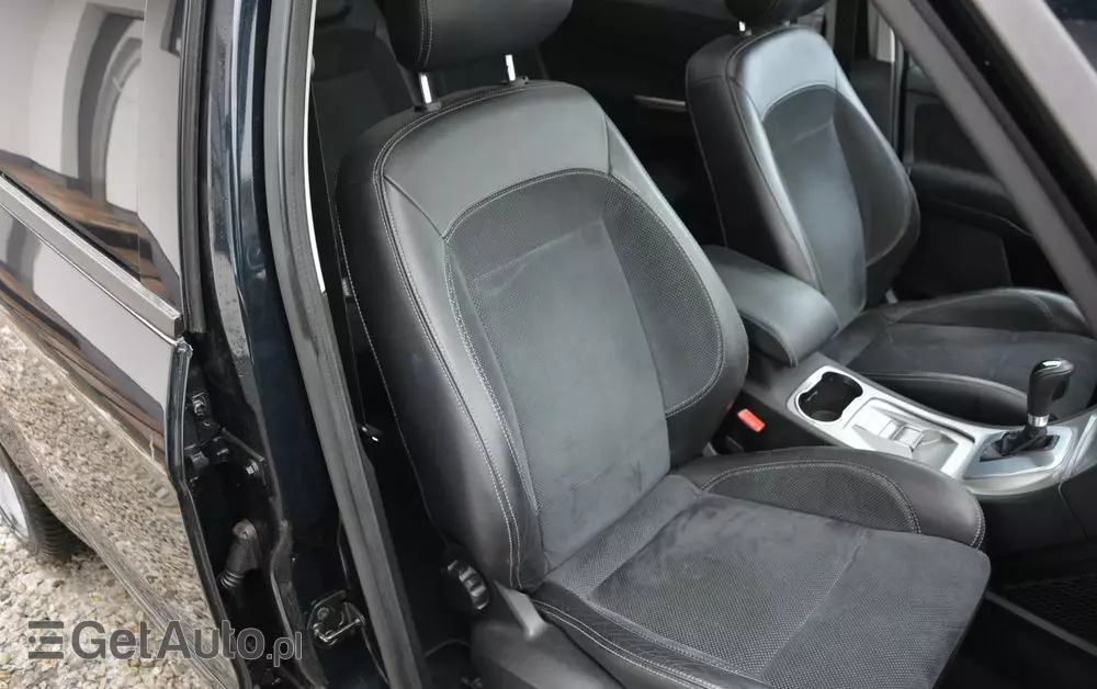 FORD S-Max 2.0 TDCi DPF Titanium