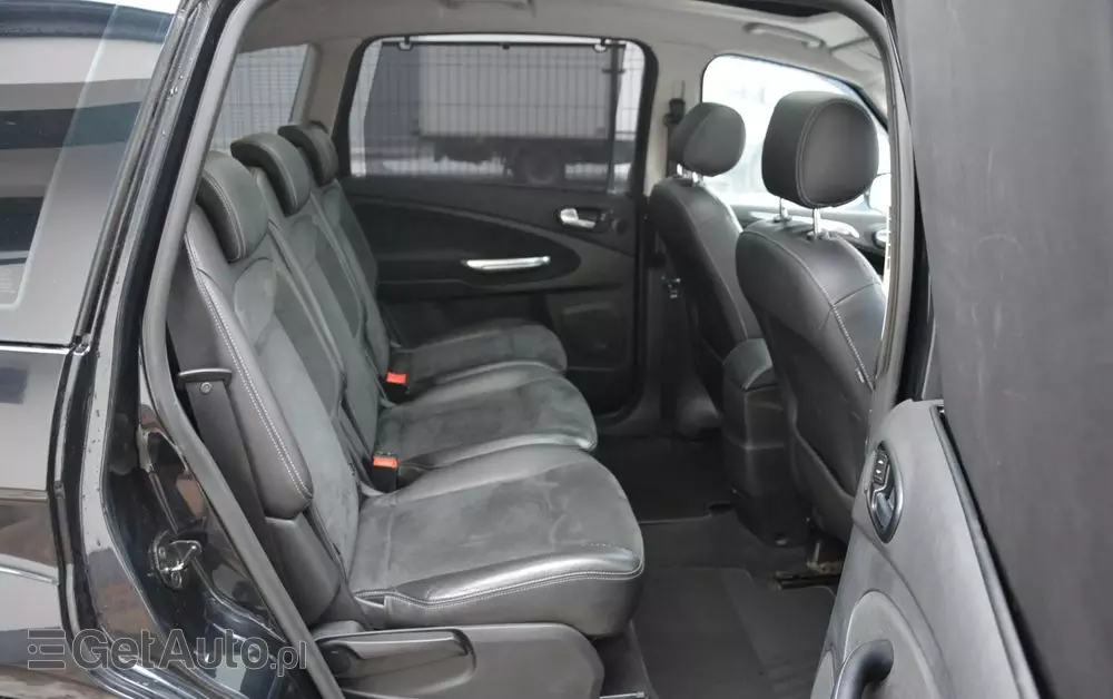 FORD S-Max 2.0 TDCi DPF Titanium