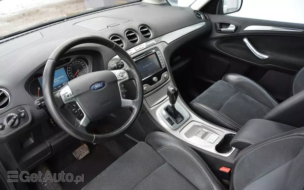 FORD S-Max 2.0 TDCi DPF Titanium