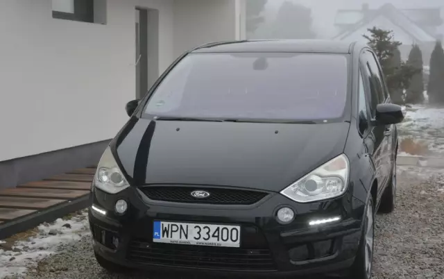 FORD S-Max 2.0 TDCi DPF Titanium