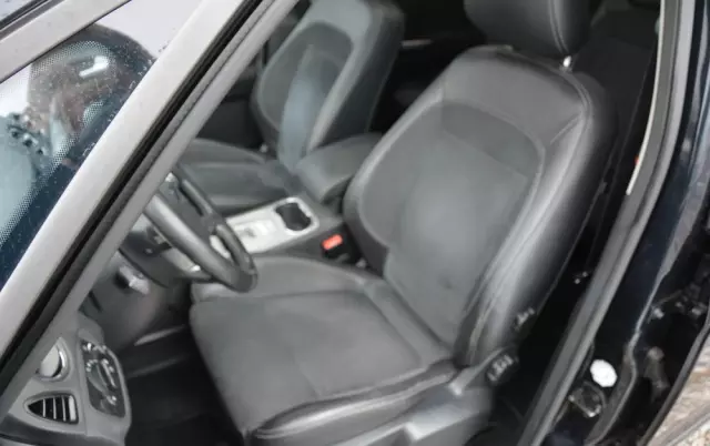 FORD S-Max 2.0 TDCi DPF Titanium