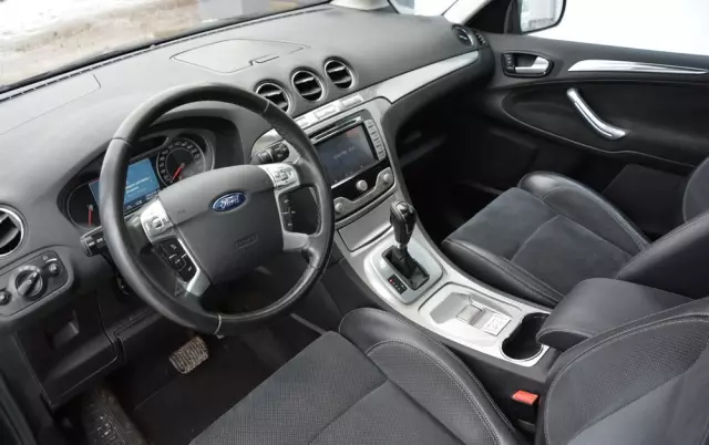 FORD S-Max 2.0 TDCi DPF Titanium