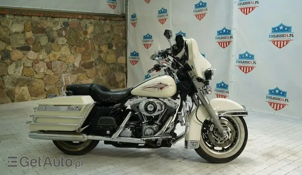 HARLEY-DAVIDSON CVO 