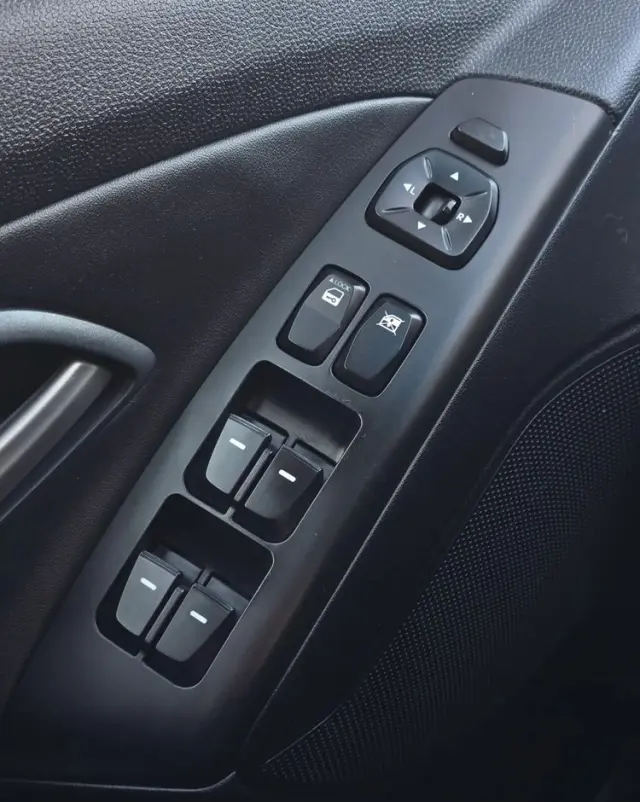 HYUNDAI Ix35 1.7 CRDi Premium 2WD