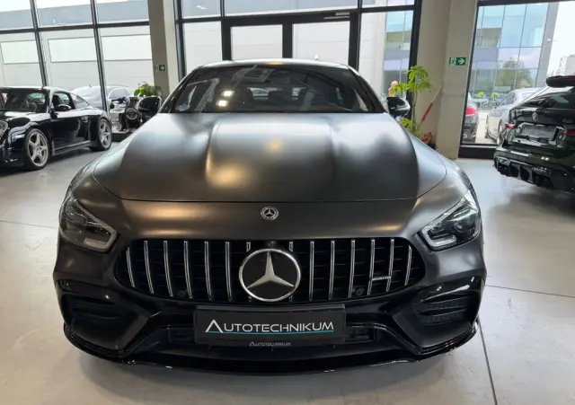 MERCEDES-BENZ AMG GT 43 4-Matic+