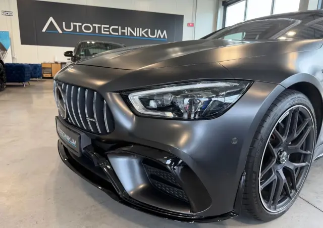MERCEDES-BENZ AMG GT 43 4-Matic+