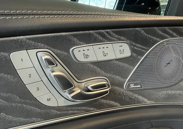 MERCEDES-BENZ AMG GT 43 4-Matic+
