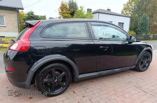 VOLVO C30 