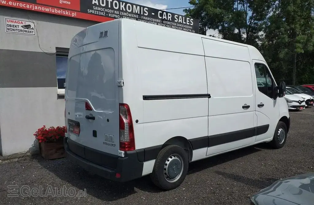RENAULT Master 