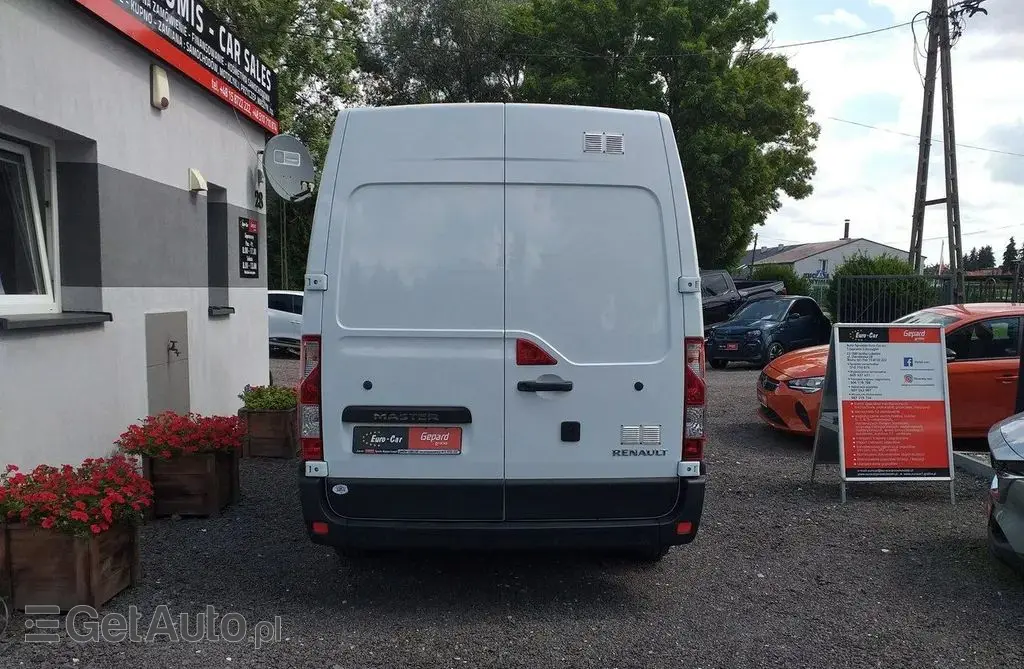 RENAULT Master 