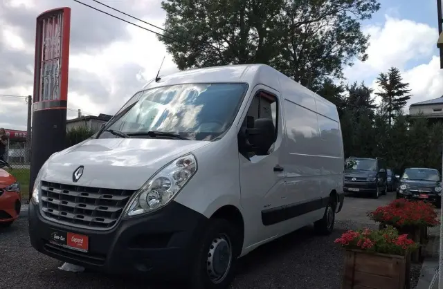 RENAULT Master 