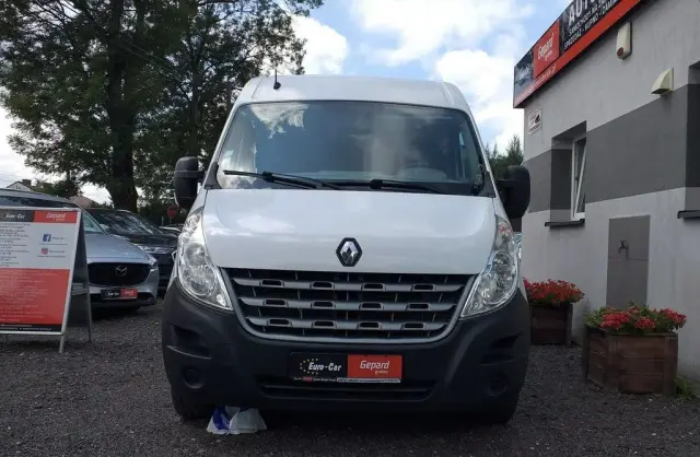 RENAULT Master 