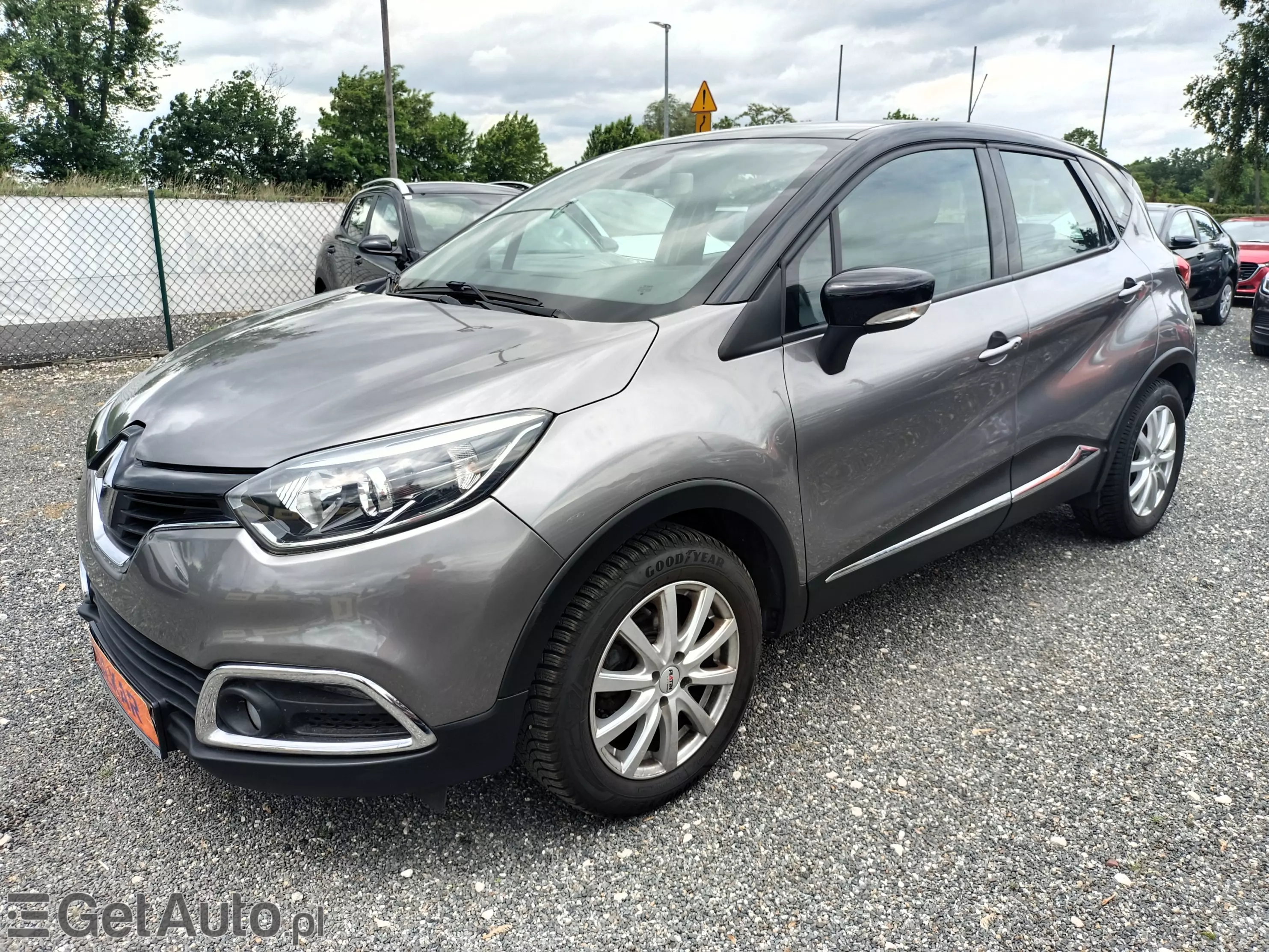 RENAULT Captur ENERGY TCe 90 Start&Stop Luxe
