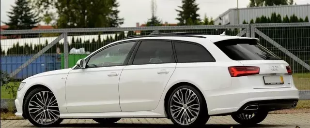 AUDI A6 
